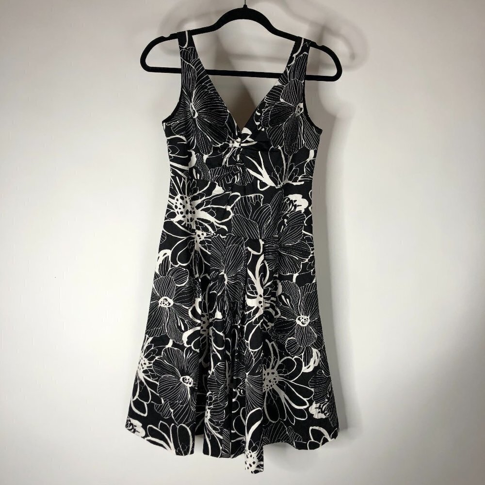 CATHERINE STEWART Black & White Floral A-line Flirty Summer Cocktail Party Dress